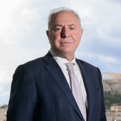 Γιώργος Καραβίας